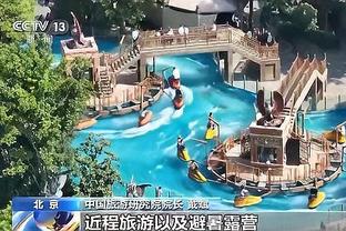 三方竞争！记者：曼联、利物浦、曼城正与里尔18岁中卫约罗接触